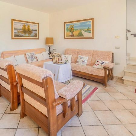 Awesome Home In Ariano Nel Polesine With Kitchen San Basilio Exteriör bild