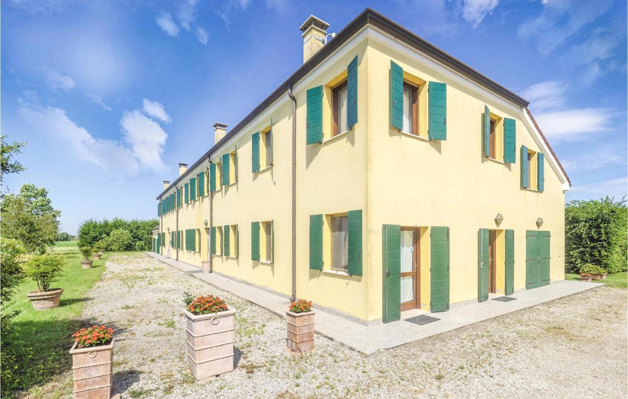 Awesome Home In Ariano Nel Polesine With Kitchen San Basilio Exteriör bild