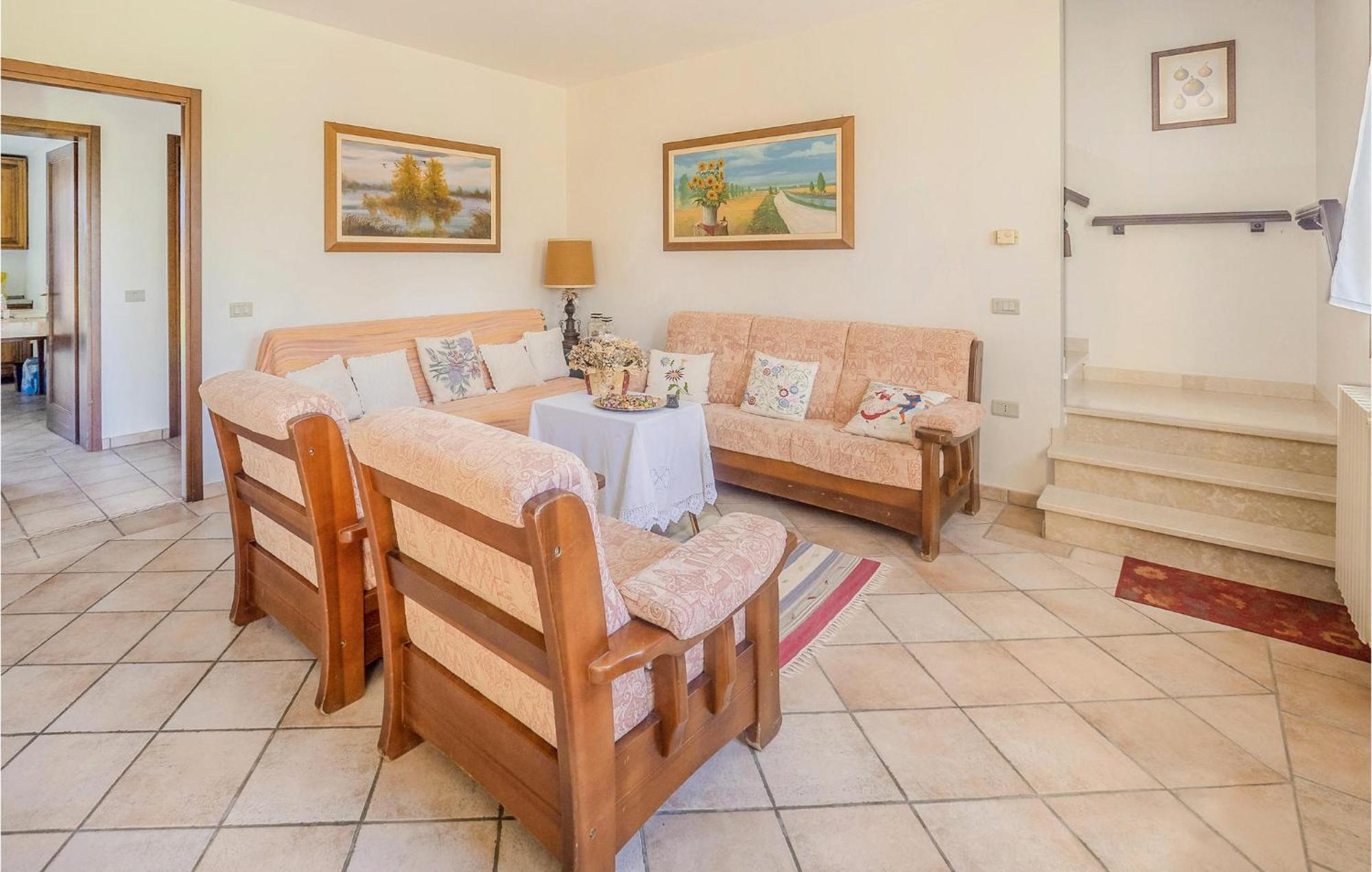 Awesome Home In Ariano Nel Polesine With Kitchen San Basilio Exteriör bild